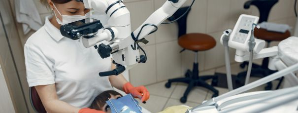 Когда нужен эндодонт: симптомы и показания к лечению каналов
